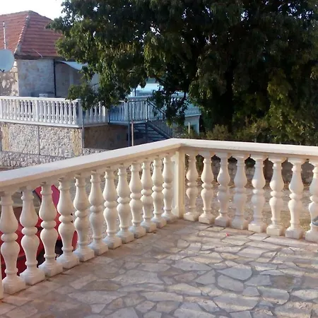 Emilio Apartman